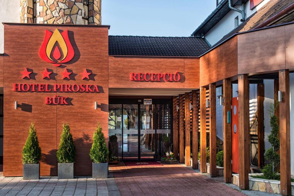 Hotel Piroska Buk Exterior photo